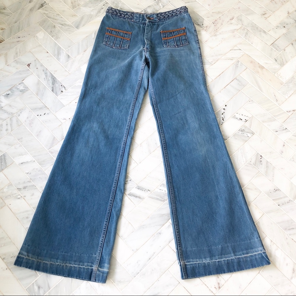 Vintage Rare Wide flare leg jeans